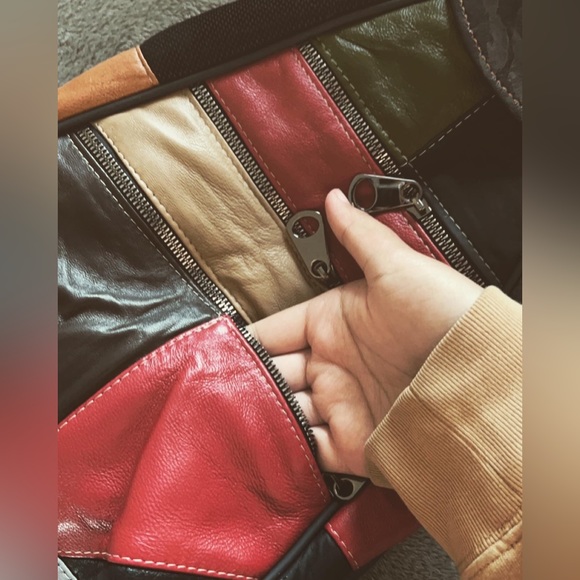 Color Block Your Outfit with this Stylish Multi-Color Bag - Picture 4 of 8